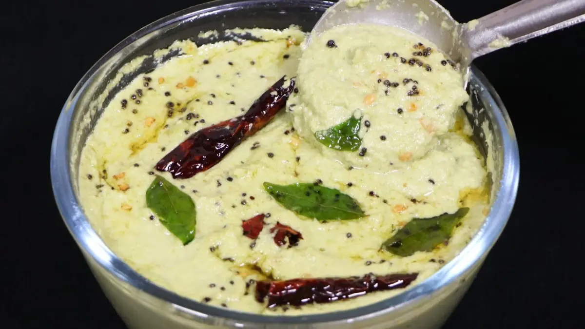 Nariyal ki Chatni Recipe in Hindi